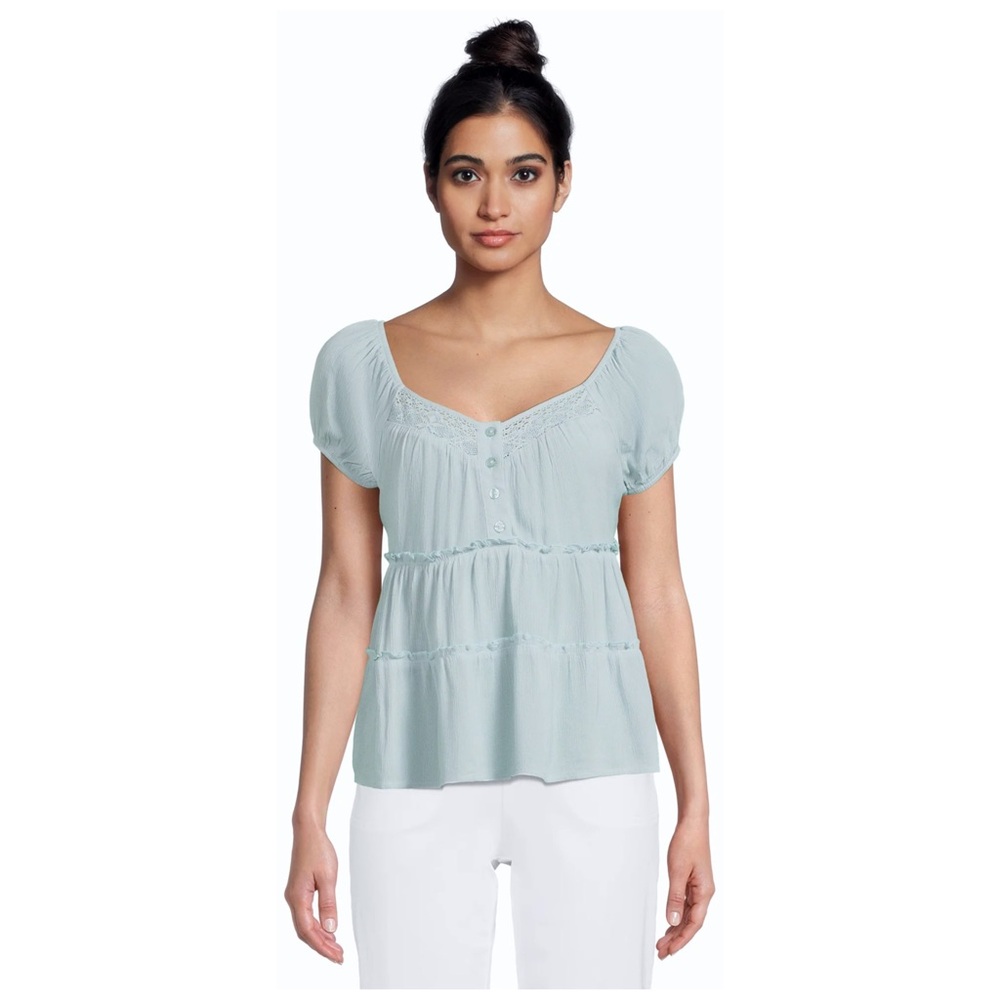 No Boundaries : size Junior’s L : crochet boho flowy tiered babydoll blouse top